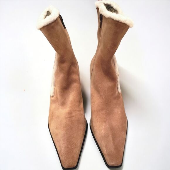 Stuart Weitzman Y2K GIngerbread Girl Style Suede Fur-lined Pointed Toe Boots - Picture 5 of 9